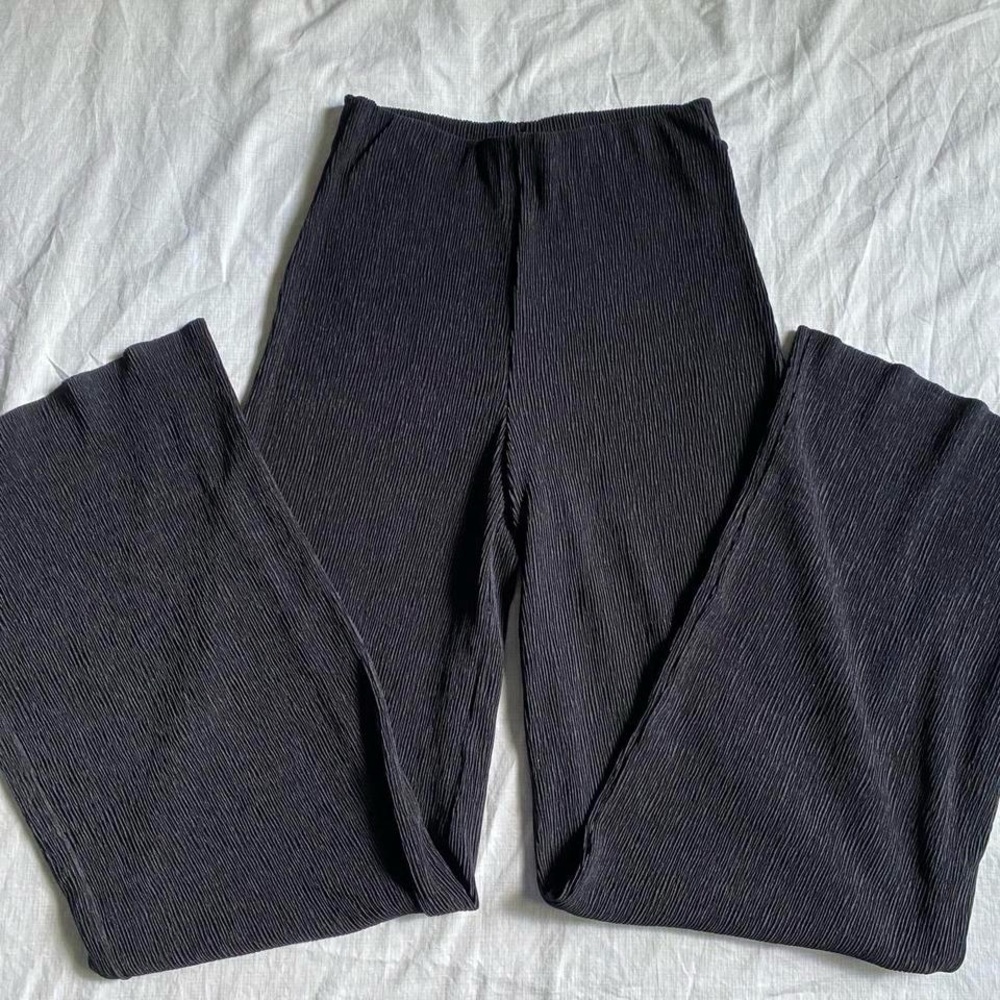 H&M Womens Black Wide Leg Pants Flowy & Textured size XS